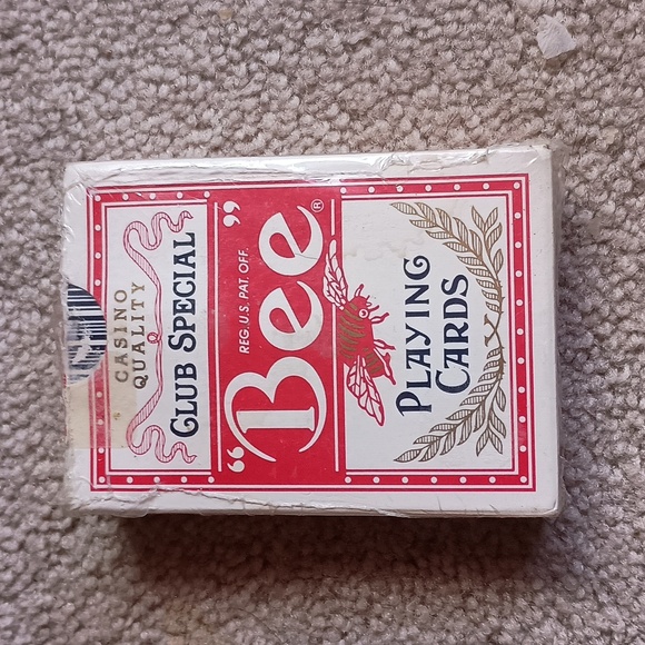 Historic Nevada Palace Casino Playing Cards with $1 Chip - Picture 3 of 9